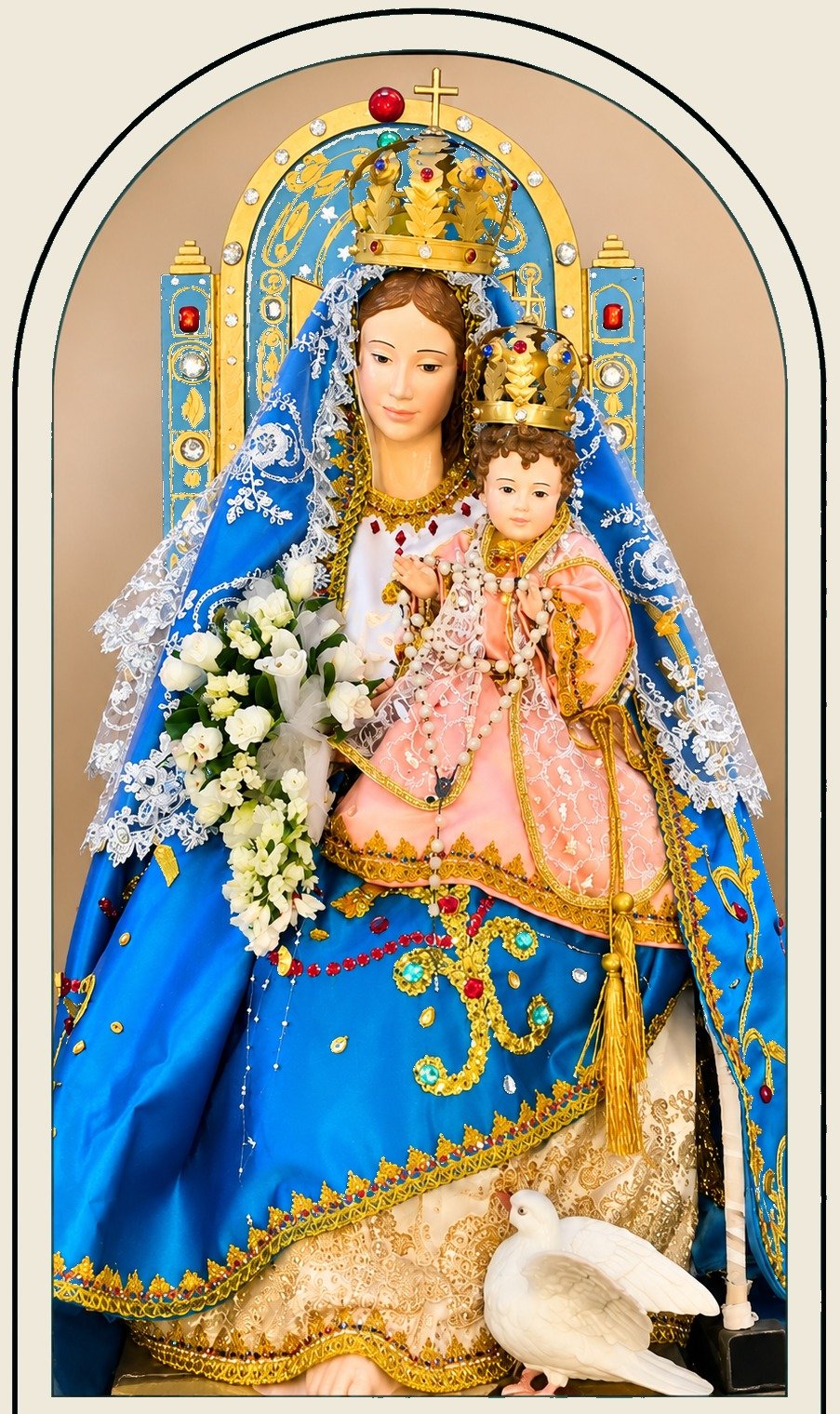 Imagen de Ntra. Sra. De La Paz, patrona de la parroquia